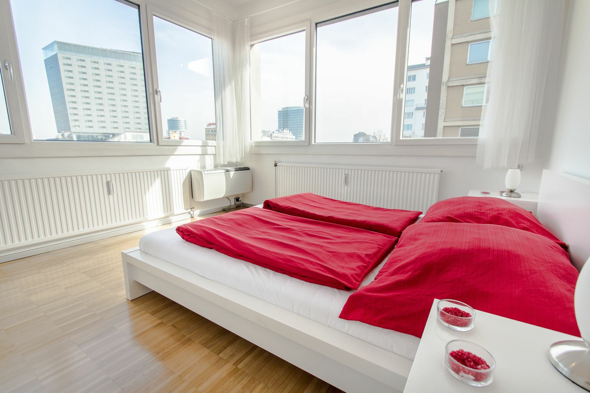Living Schwedenplatz Apartment Wina Bagian luar foto
